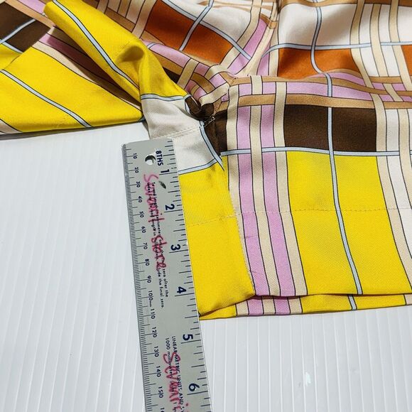 Burberry 100% Silk High Waist Pull On Shorts Multi Color Geometric Sz 4 NWT $820 - Picture 12 of 14